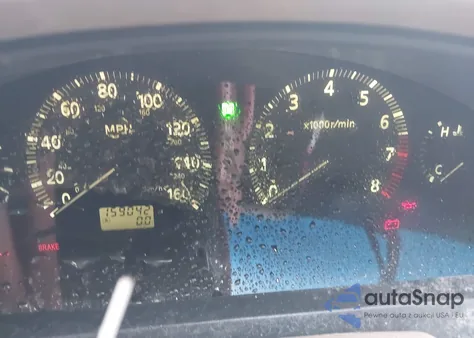 2001 Infiniti I30 Luxury z USA, uszkodzony, nr VIN JNKCA31A11T037057